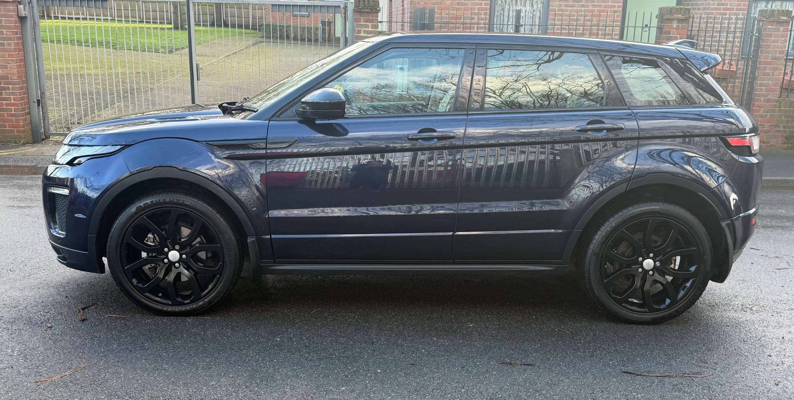 2018 LAND ROVER RANGE ROVER EVOQUE 2018 LAND ROVER RANGE ROVER EVOQUE