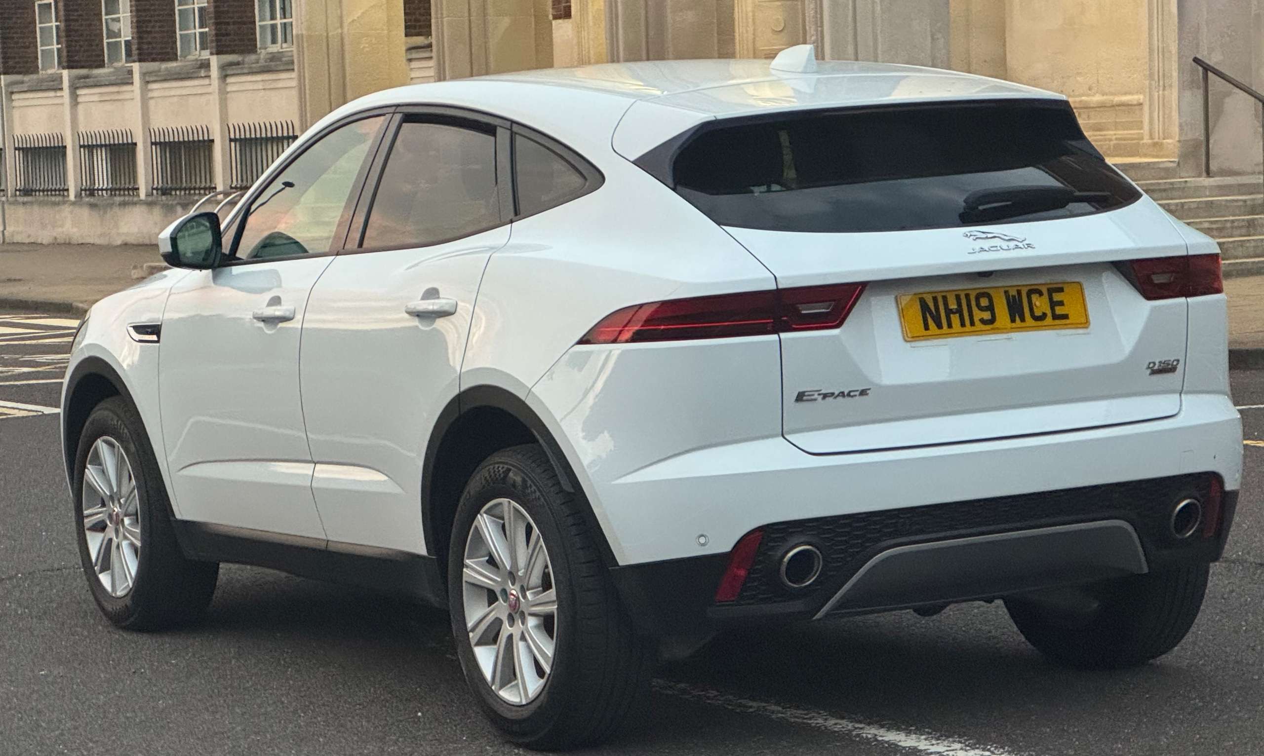 2019 JAGUAR E-PACE 2019 JAGUAR E-PACE