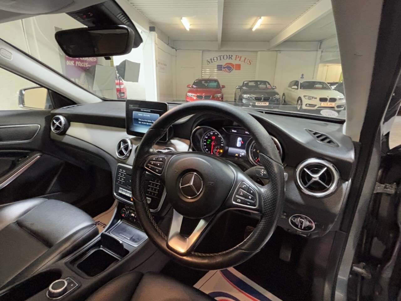 2017 MERCEDES-BENZ GLA 2017 MERCEDES-BENZ GLA