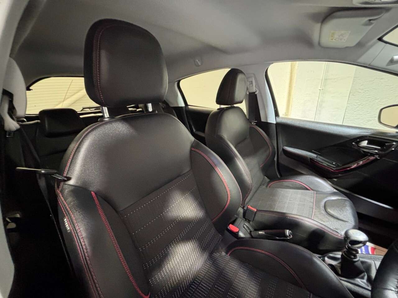 2019 PEUGEOT 208 2019 PEUGEOT 208