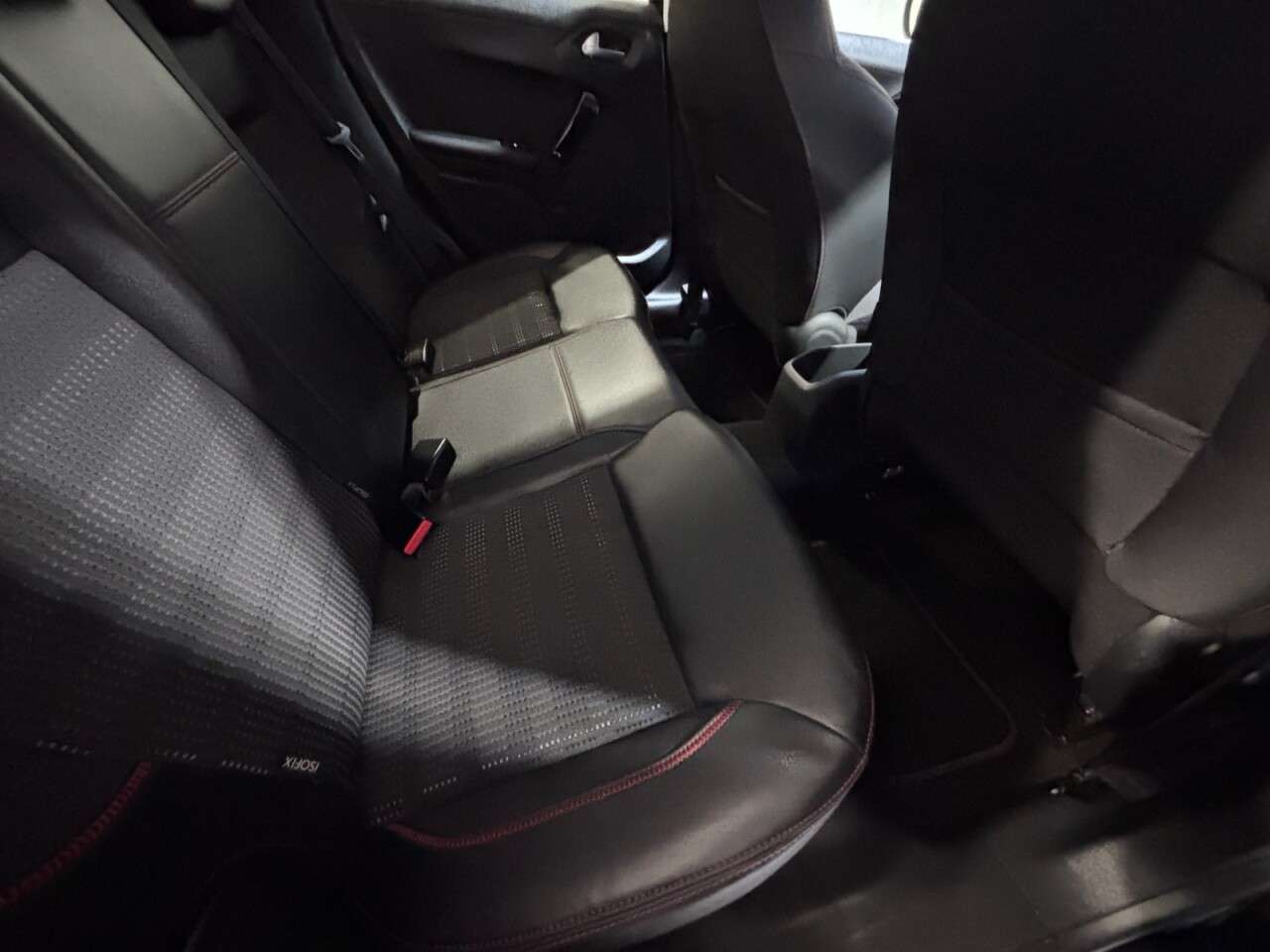 2019 PEUGEOT 208 2019 PEUGEOT 208