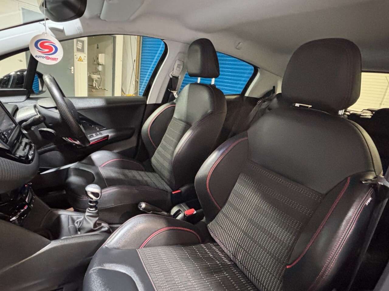 2019 PEUGEOT 208 2019 PEUGEOT 208