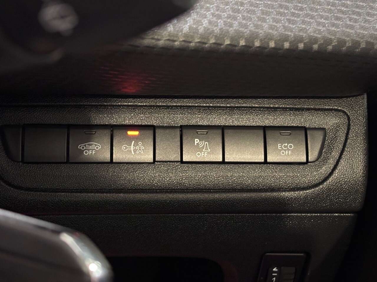 2019 PEUGEOT 208 2019 PEUGEOT 208