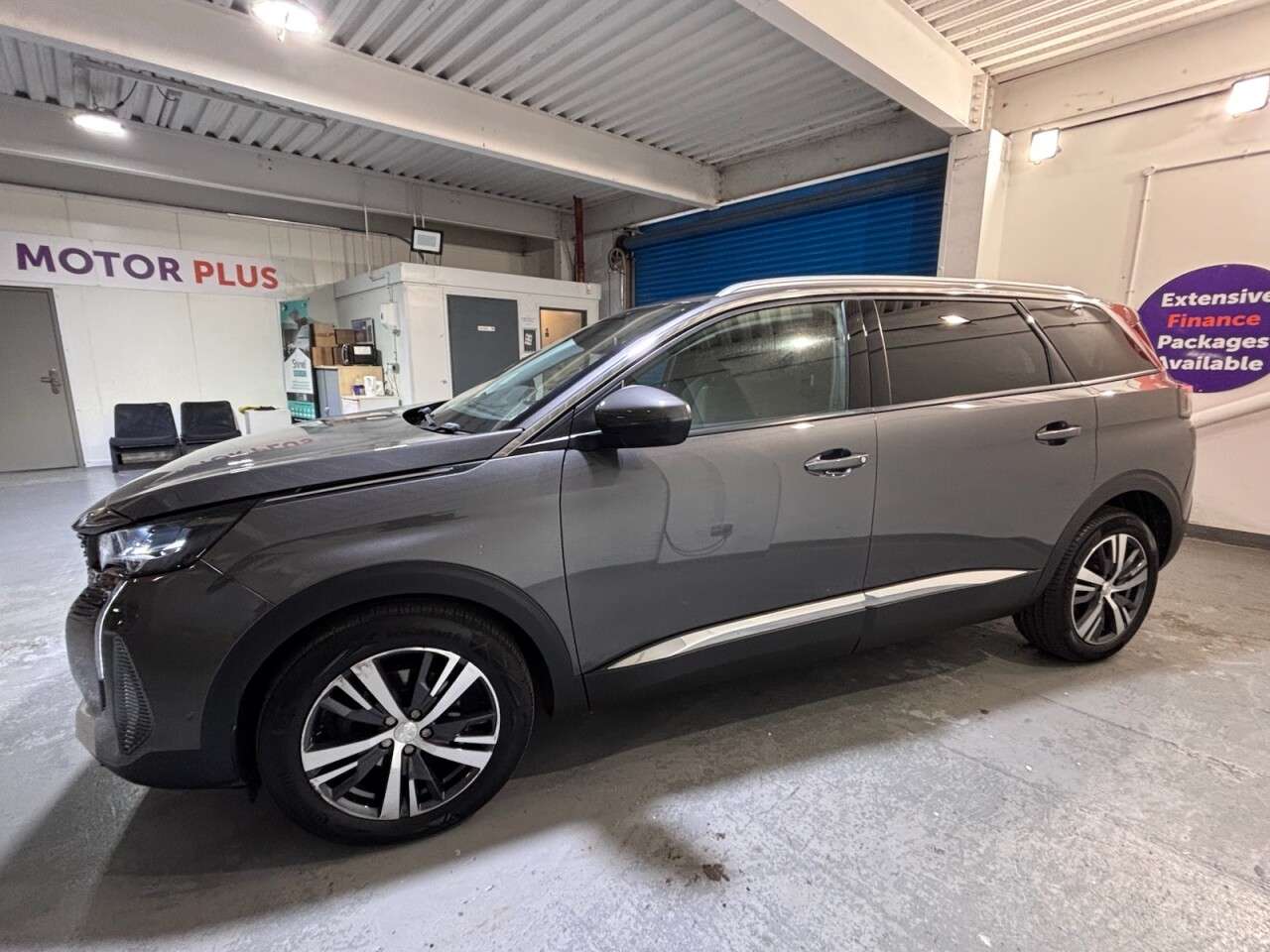 2021 PEUGEOT 5008 2021 PEUGEOT 5008