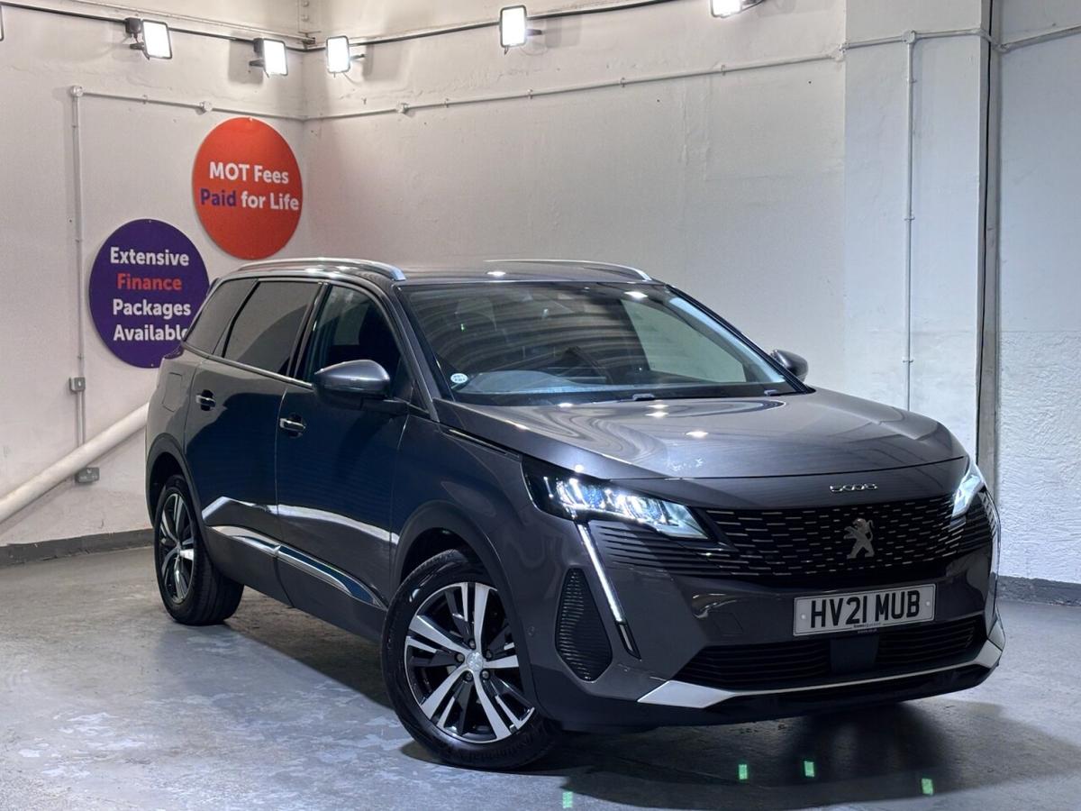 Check out this Peugeot 5008 2021 Diesel Manual