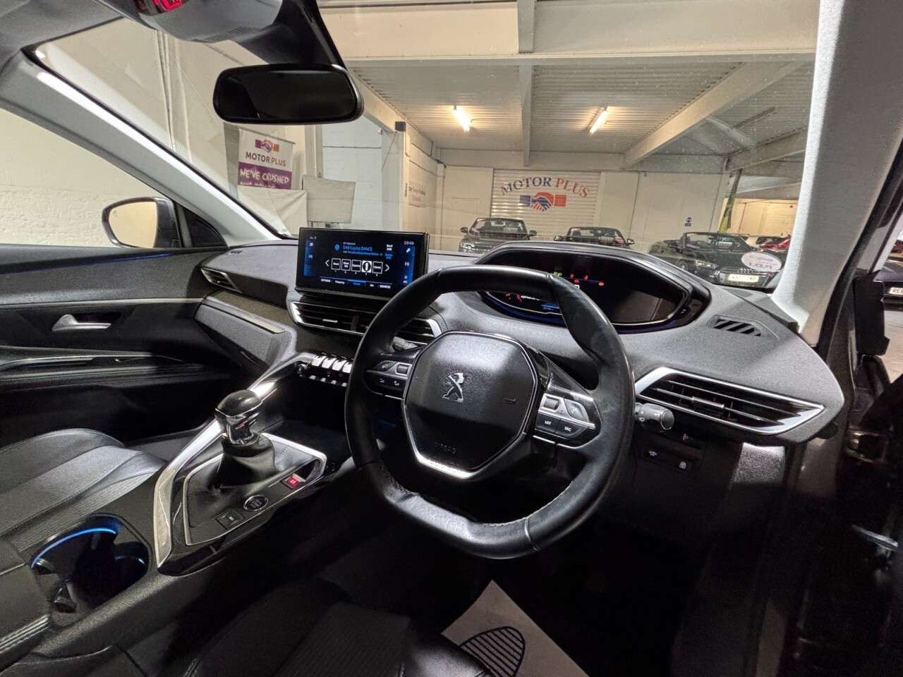 2021 PEUGEOT 5008 2021 PEUGEOT 5008