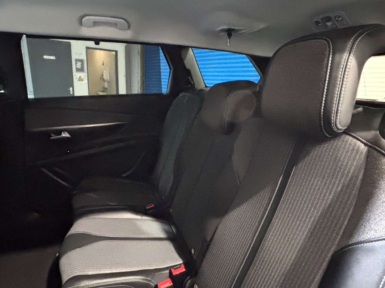 2021 PEUGEOT 5008 2021 PEUGEOT 5008