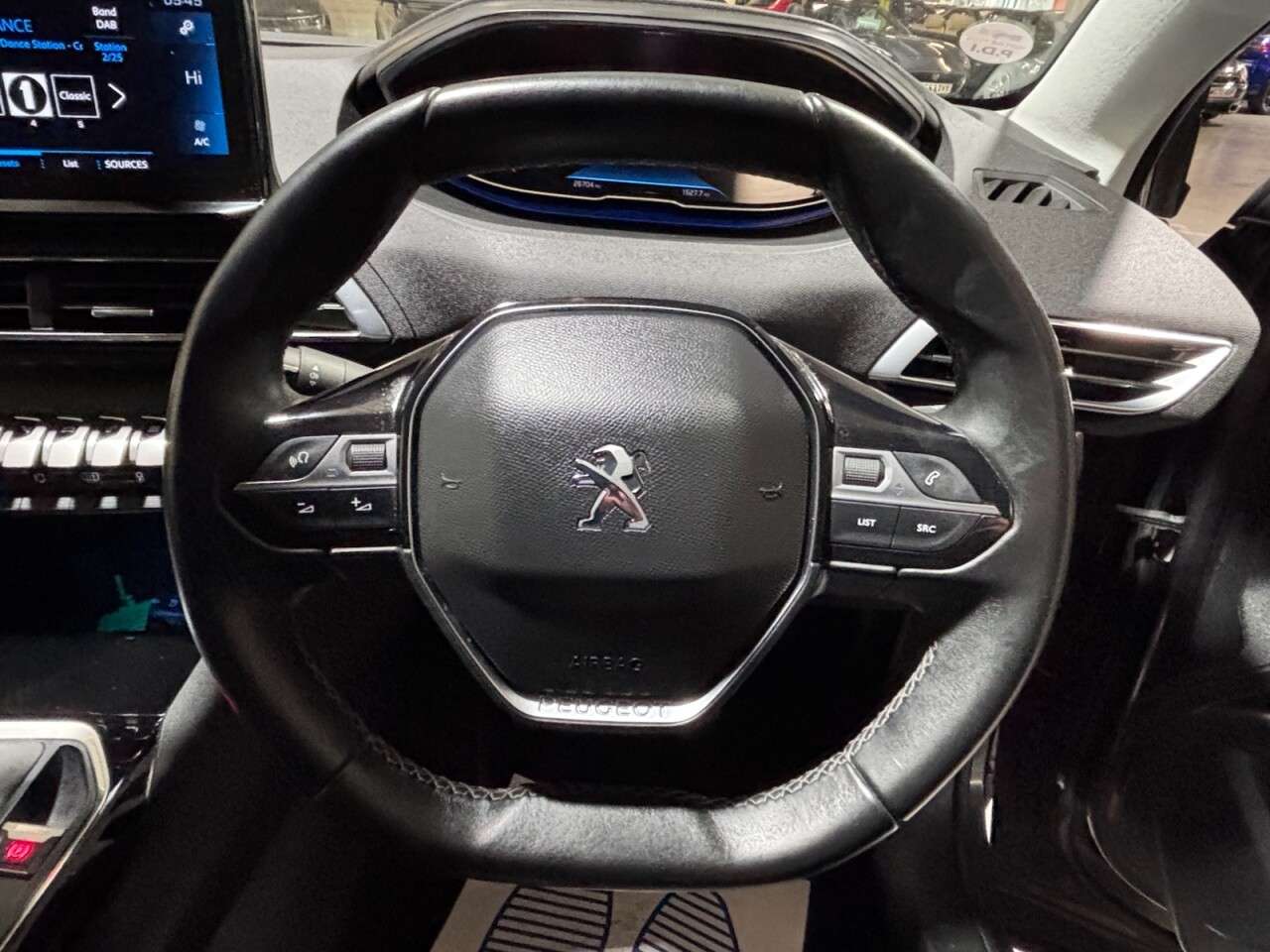 2021 PEUGEOT 5008 2021 PEUGEOT 5008