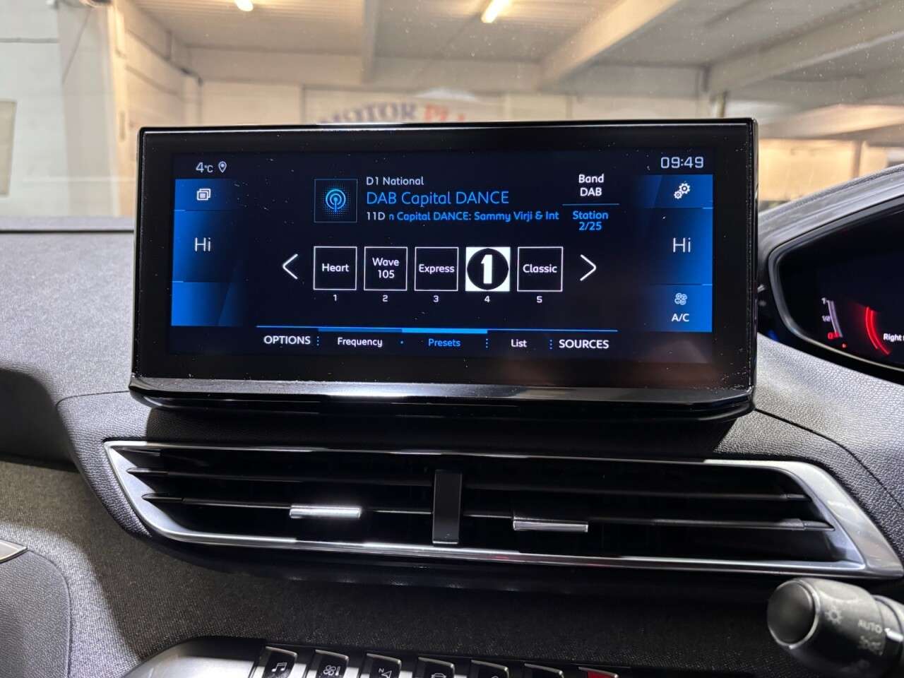 2021 PEUGEOT 5008 2021 PEUGEOT 5008