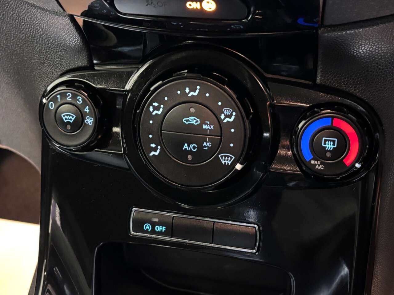 2014 FORD FIESTA 2014 FORD FIESTA