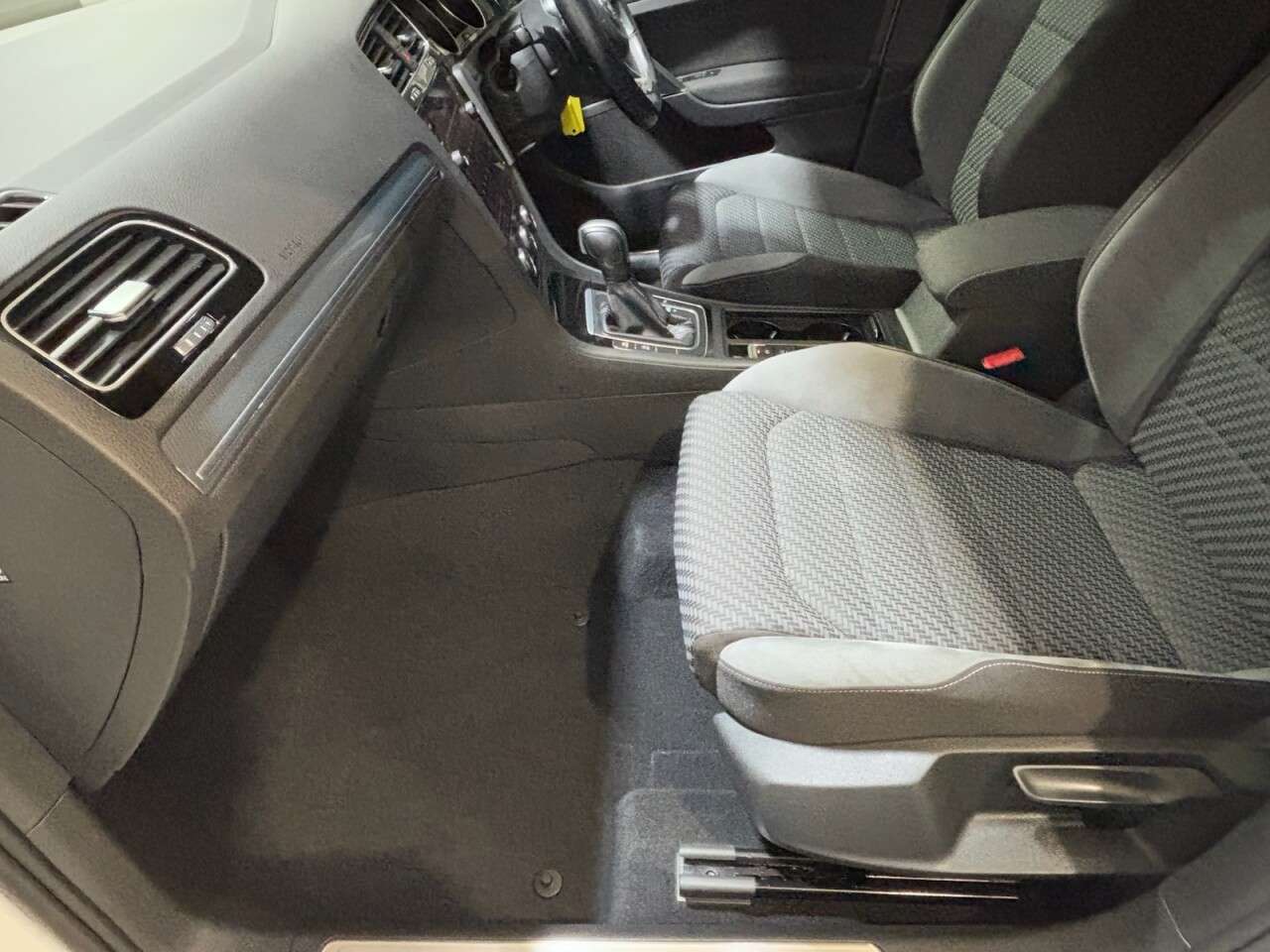 2020 VOLKSWAGEN GOLF 2020 VOLKSWAGEN GOLF