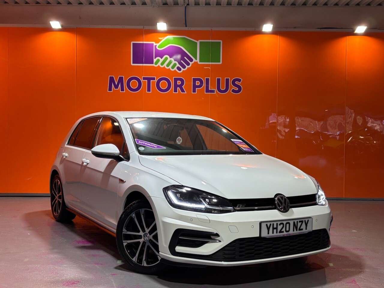A 2020 VOLKSWAGEN GOLF 1.5 TSI EVO R-Line Edition Hatchback 5dr Petrol DSG Euro 6 (s/s) (150 ps) V A 2020 VOLKSWAGEN GOLF 1.5 TSI EVO R-Line Edition Hatchback 5dr Petrol DSG Euro 6 (s/s) (150 ps) V