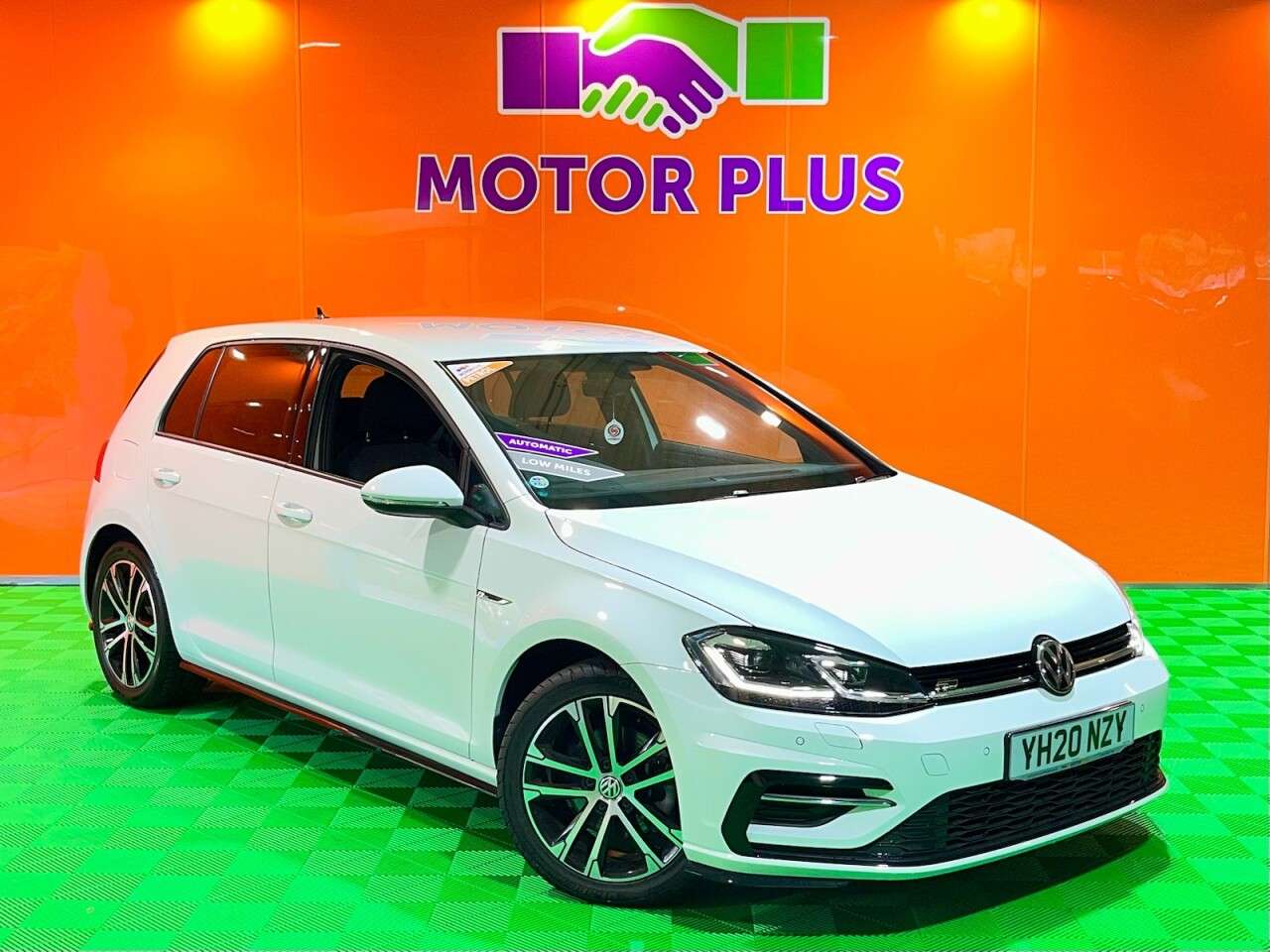 A 2020 VOLKSWAGEN GOLF 1.5 TSI EVO R-Line Edition Hatchback 5dr Petrol DSG Euro 6 (s/s) (150 ps) V A 2020 VOLKSWAGEN GOLF 1.5 TSI EVO R-Line Edition Hatchback 5dr Petrol DSG Euro 6 (s/s) (150 ps) V