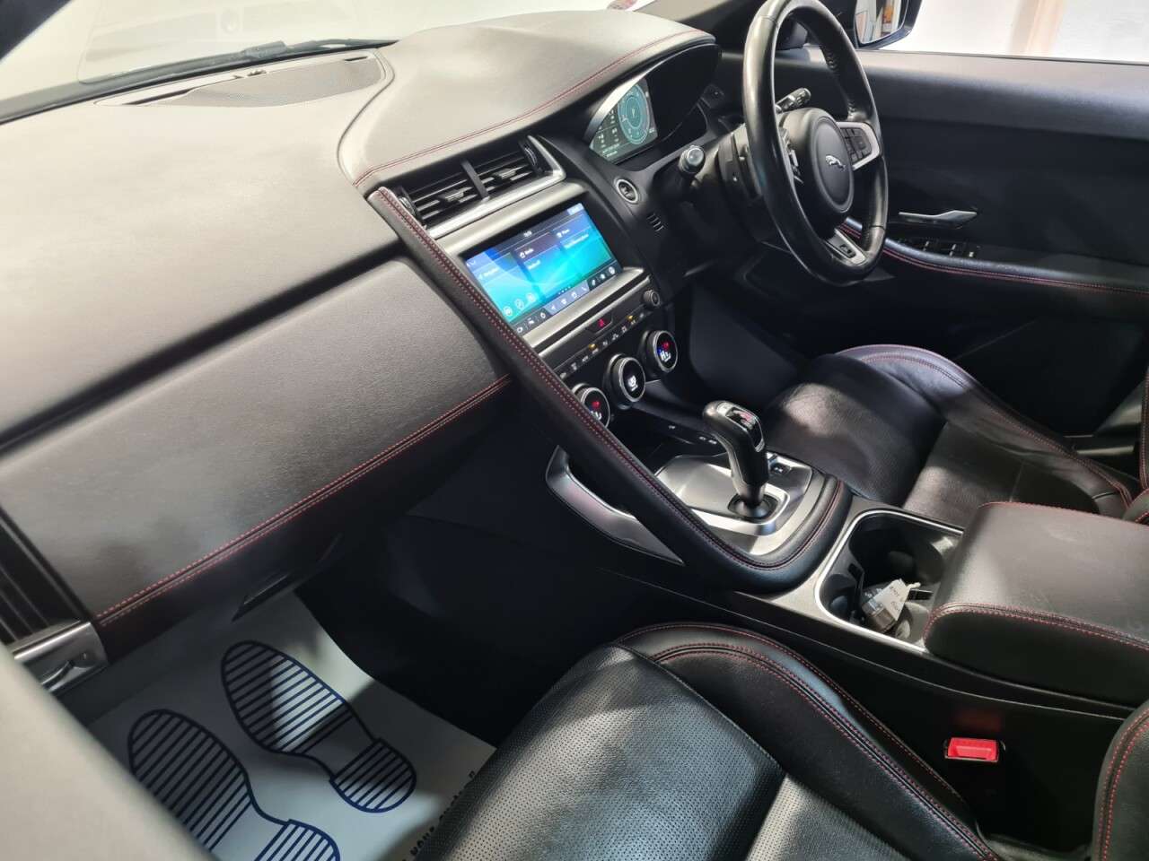 2019 JAGUAR E-PACE 2019 JAGUAR E-PACE