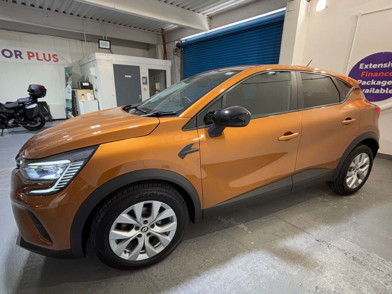 2022 RENAULT CAPTUR 2022 RENAULT CAPTUR