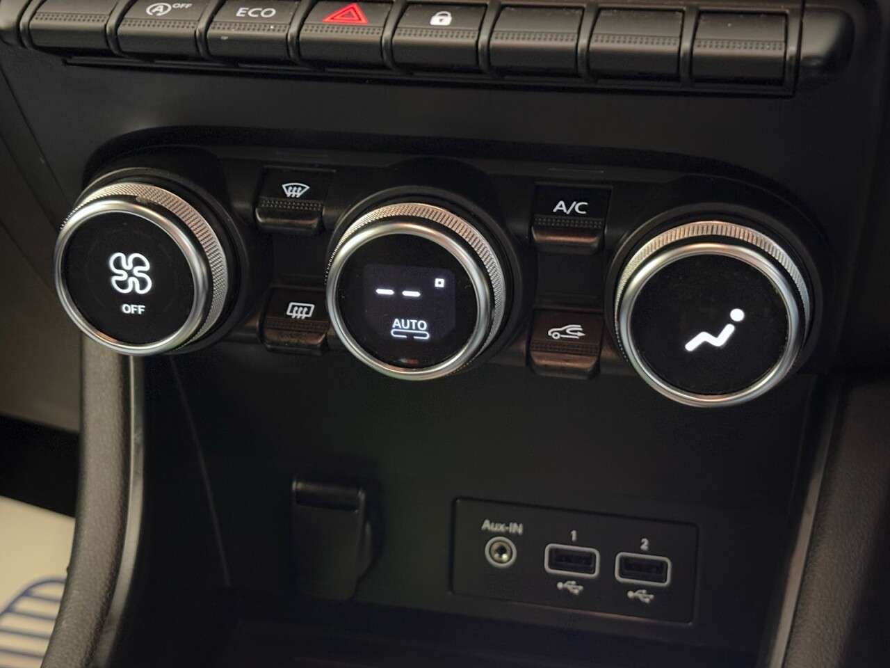 2022 RENAULT CAPTUR 2022 RENAULT CAPTUR