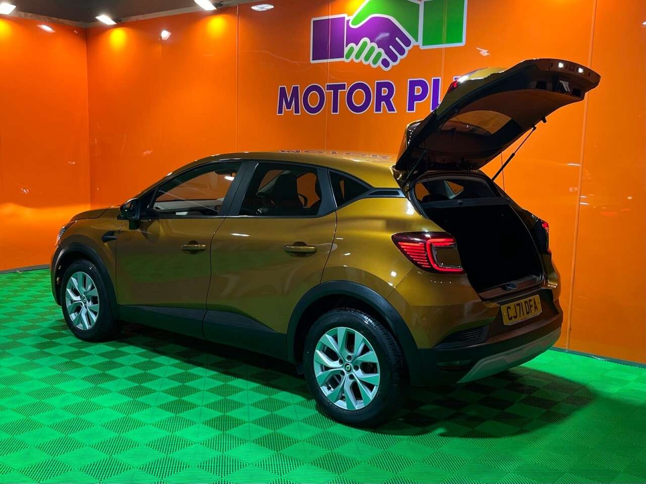 2022 RENAULT CAPTUR 2022 RENAULT CAPTUR