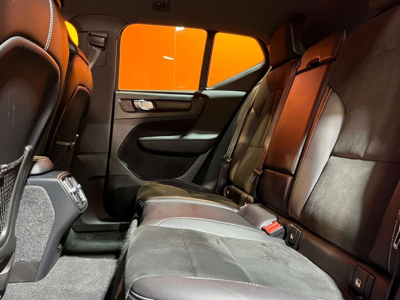 2021 VOLVO XC40 2021 VOLVO XC40