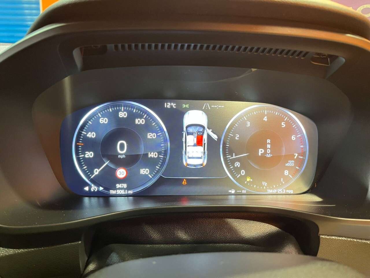 2021 VOLVO XC40 2021 VOLVO XC40