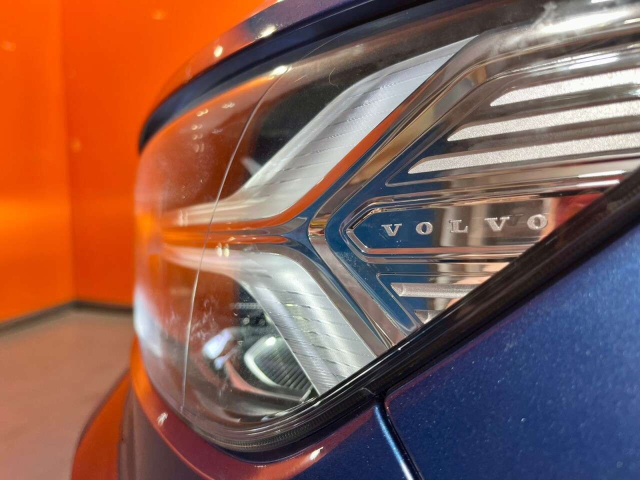 2021 VOLVO XC40 2021 VOLVO XC40