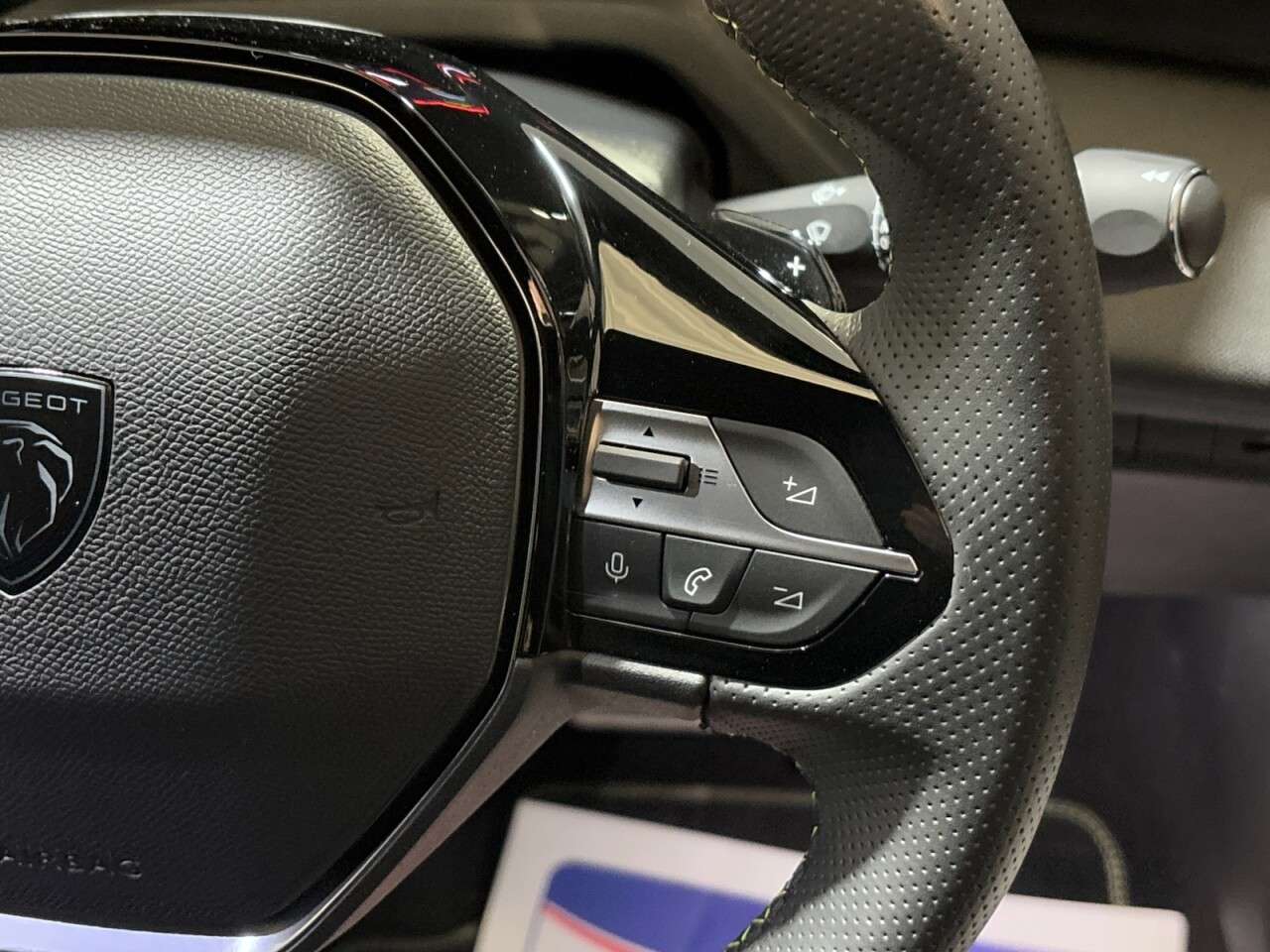 2024 PEUGEOT 308 2024 PEUGEOT 308