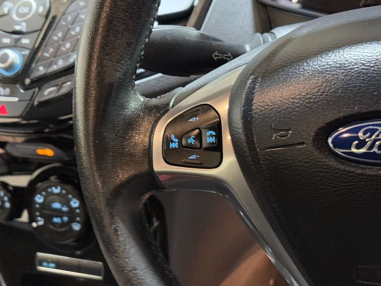 2015 FORD FIESTA 2015 FORD FIESTA