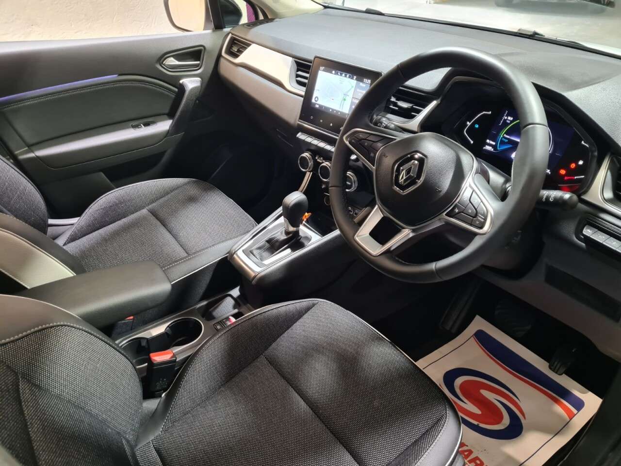 2024 RENAULT CAPTUR 2024 RENAULT CAPTUR