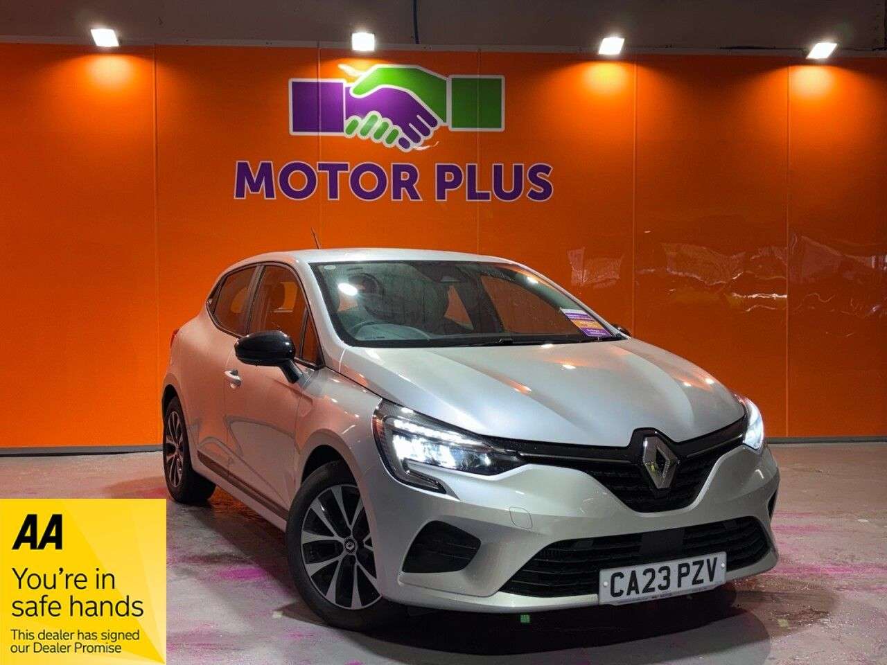 A 2023 RENAULT CLIO 1.0 TCe Evolution Hatchback 5dr Petrol Manual Euro 6 (s/s) (90 ps) Visit Ov A 2023 RENAULT CLIO 1.0 TCe Evolution Hatchback 5dr Petrol Manual Euro 6 (s/s) (90 ps) Visit Ov