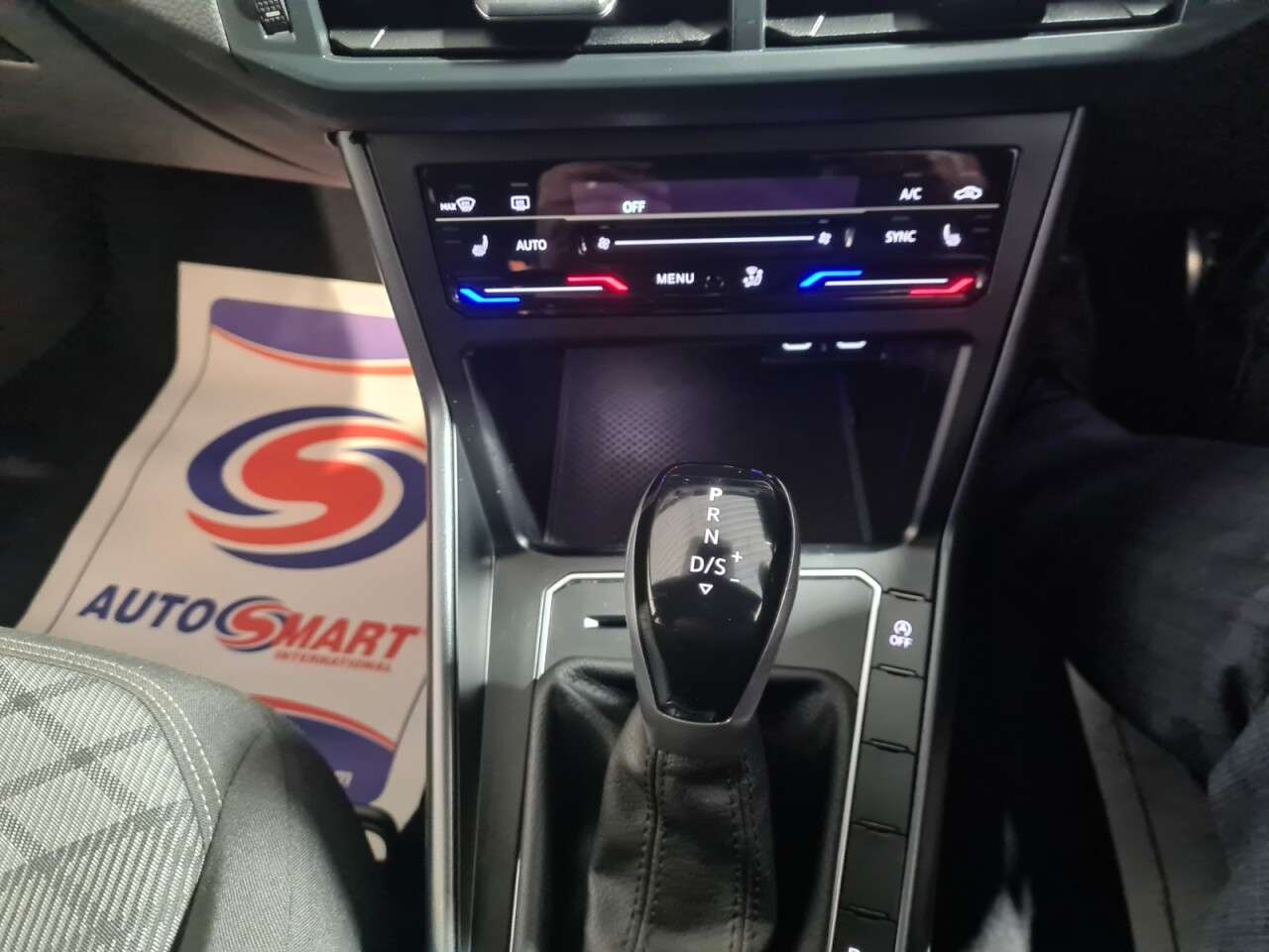 2024 VOLKSWAGEN POLO 2024 VOLKSWAGEN POLO