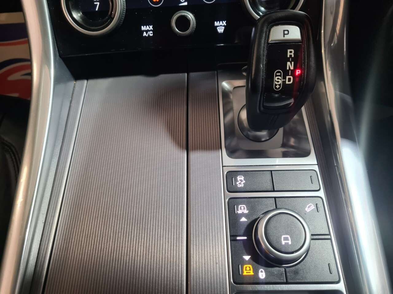 2018 LAND ROVER RANGE ROVER SPORT 2018 LAND ROVER RANGE ROVER SPORT