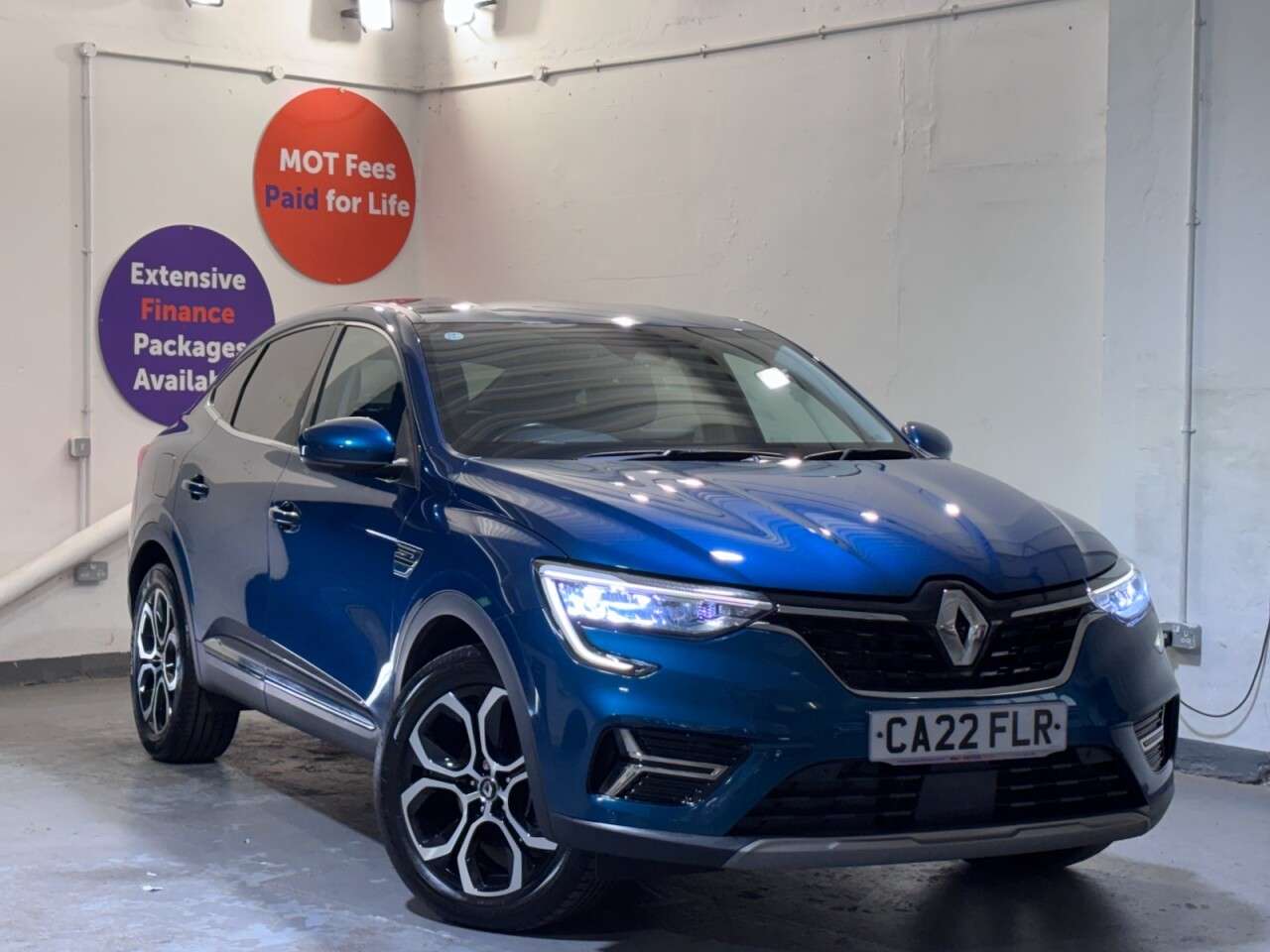 A 2022 RENAULT ARKANA 1.6 E-TECH S Edition SUV 5dr Petrol Hybrid Auto 2WD Euro 6 (s/s) (145 bhp) A 2022 RENAULT ARKANA 1.6 E-TECH S Edition SUV 5dr Petrol Hybrid Auto 2WD Euro 6 (s/s) (145 bhp)