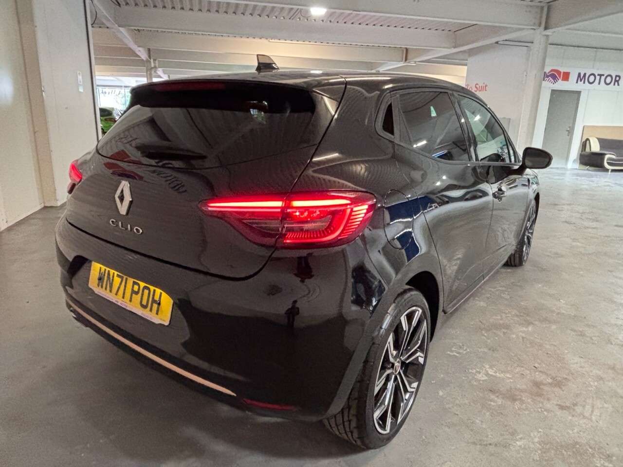 2021 RENAULT CLIO 2021 RENAULT CLIO