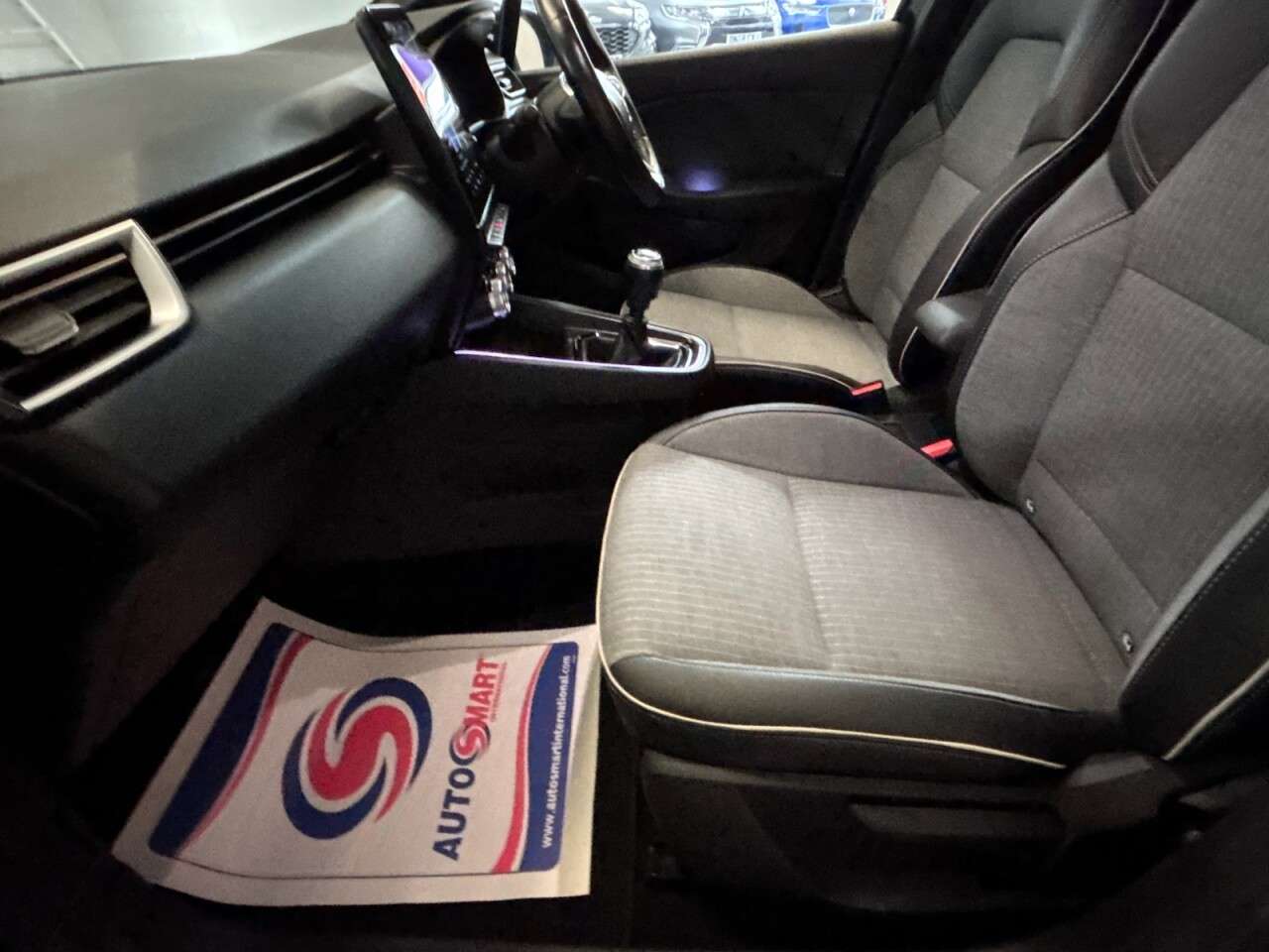 2021 RENAULT CLIO 2021 RENAULT CLIO