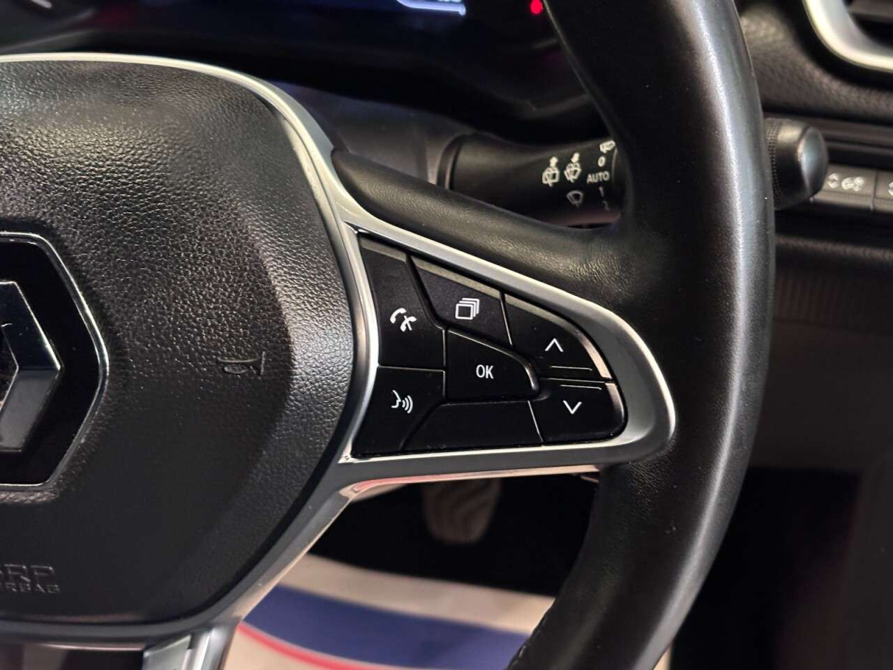 2021 RENAULT CLIO 2021 RENAULT CLIO