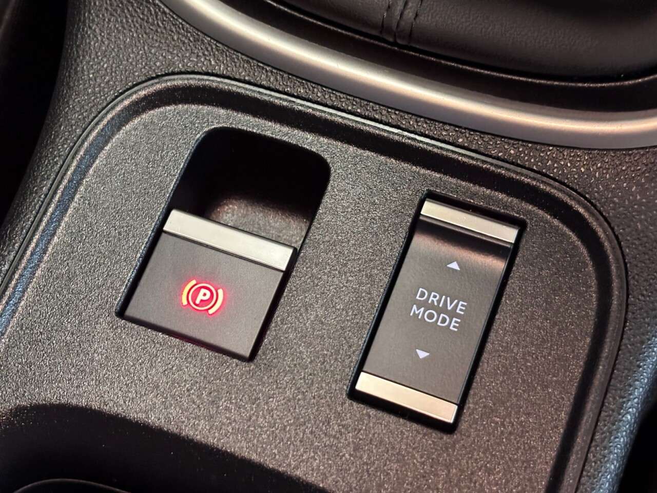 2024 JEEP AVENGER 2024 JEEP AVENGER