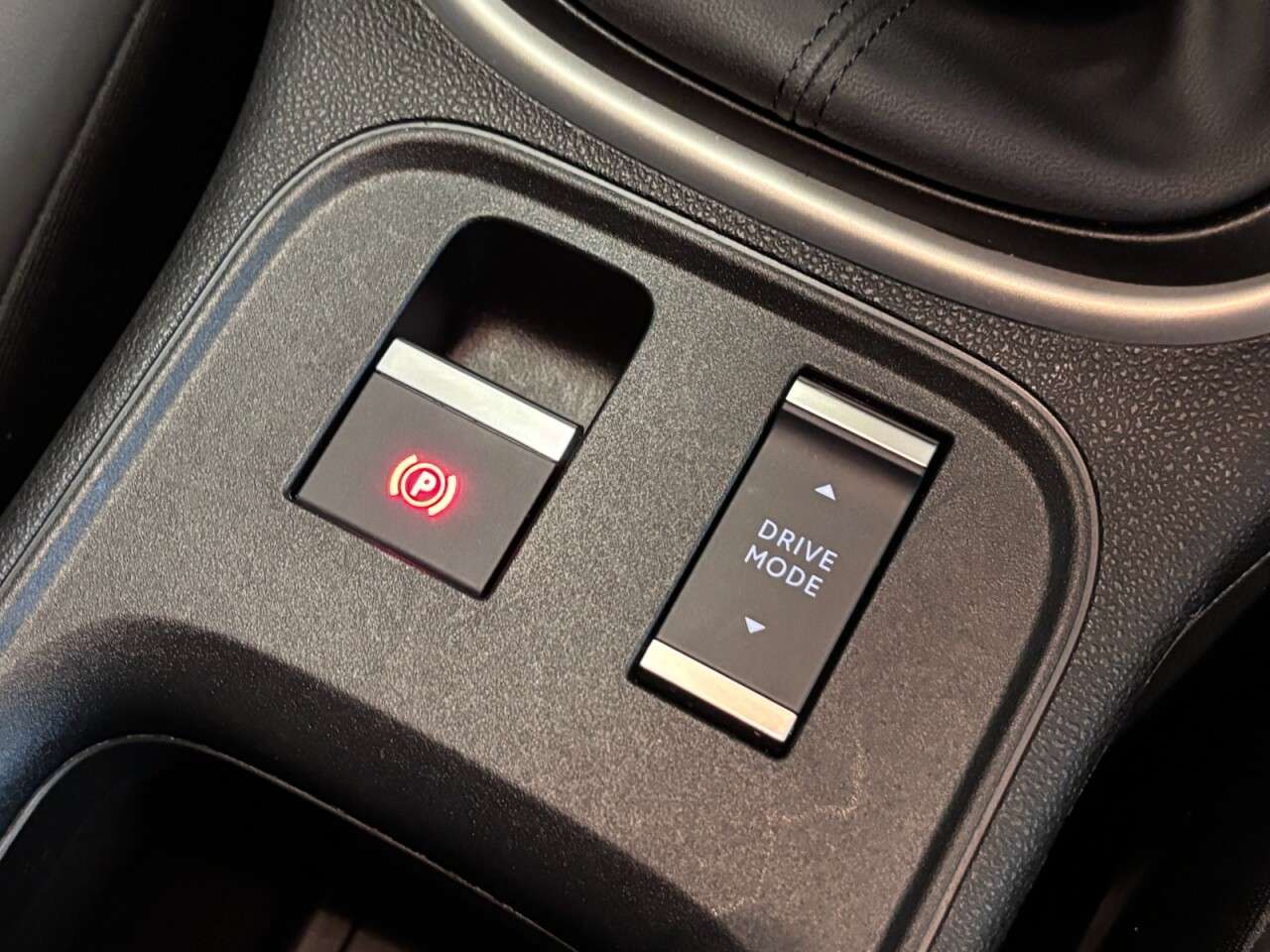 2024 JEEP AVENGER 2024 JEEP AVENGER