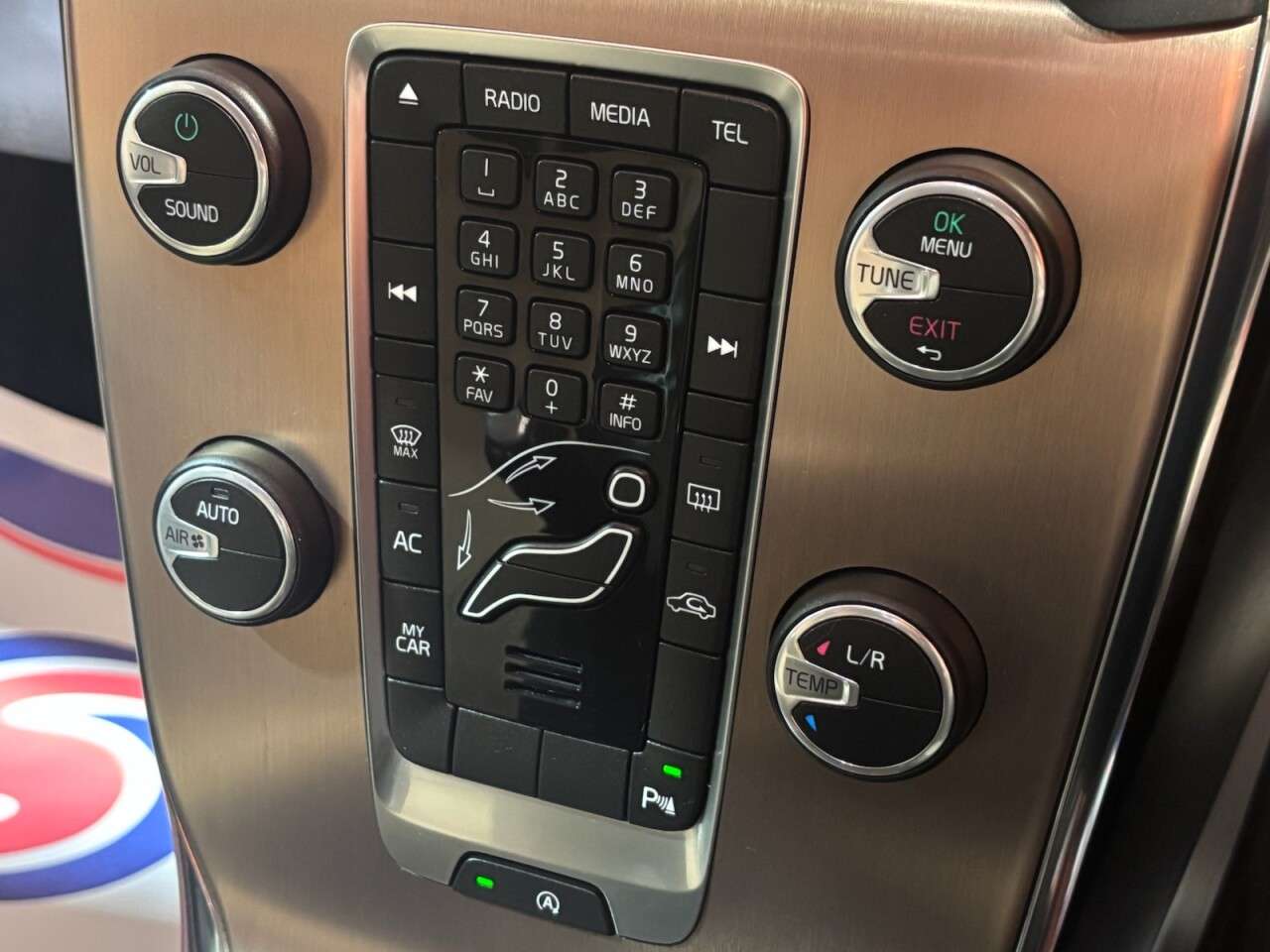 2015 VOLVO V40 CROSS COUNTRY 2015 VOLVO V40 CROSS COUNTRY