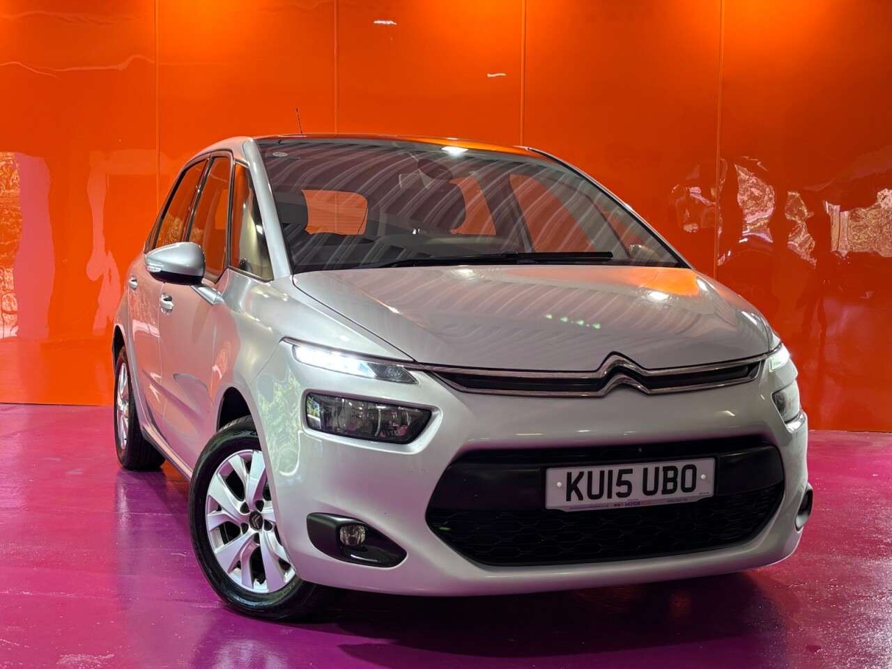A 2015 CITROEN C4 PICASSO 1.6 e-HDi VTR+ MPV 5dr Diesel Manual Euro 5 (s/s) (115 ps) Visit Over 400 C A 2015 CITROEN C4 PICASSO 1.6 e-HDi VTR+ MPV 5dr Diesel Manual Euro 5 (s/s) (115 ps) Visit Over 400 C