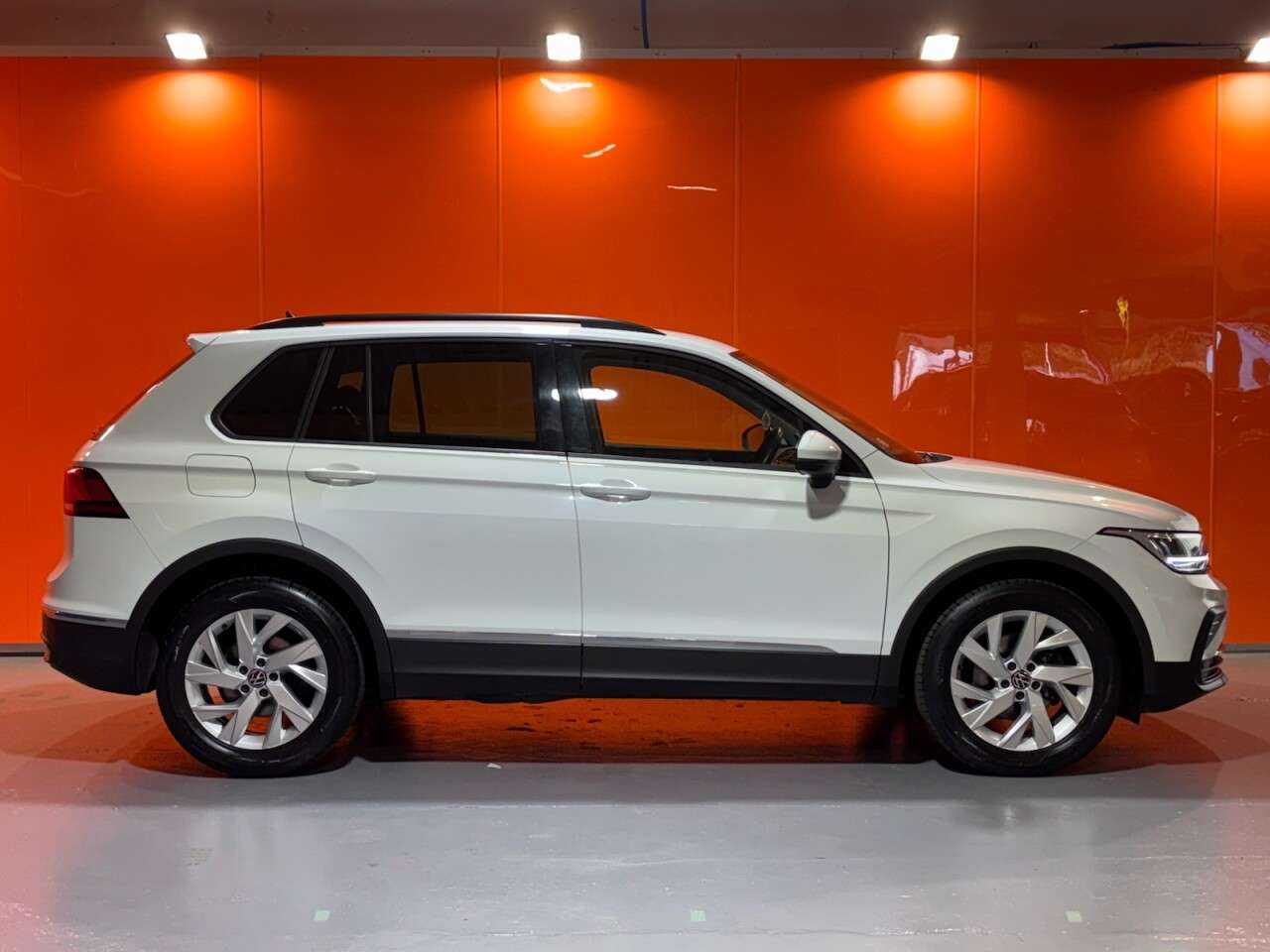 2022 VOLKSWAGEN TIGUAN 2022 VOLKSWAGEN TIGUAN