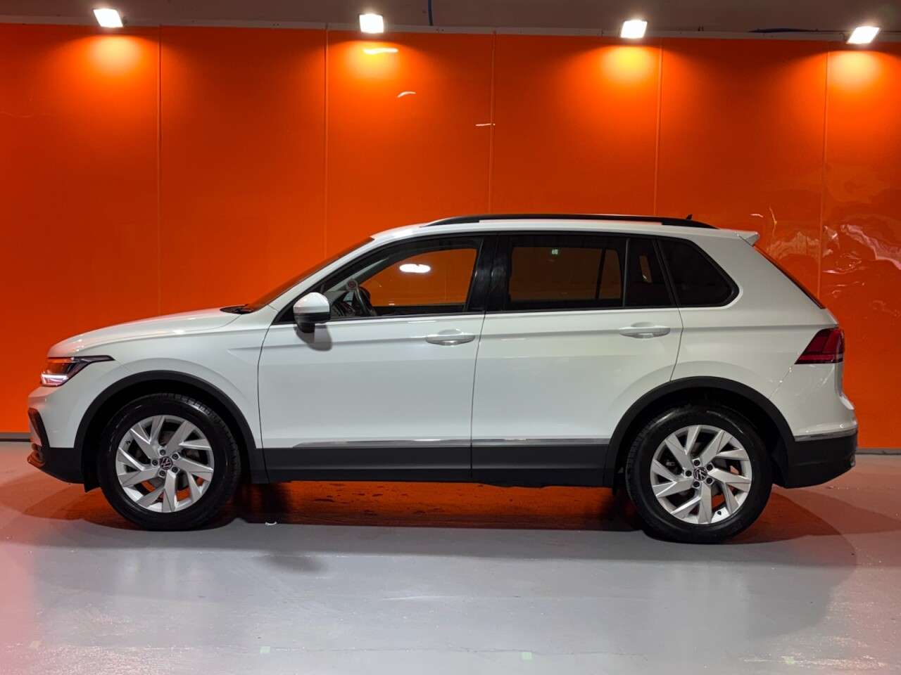 2022 VOLKSWAGEN TIGUAN 2022 VOLKSWAGEN TIGUAN