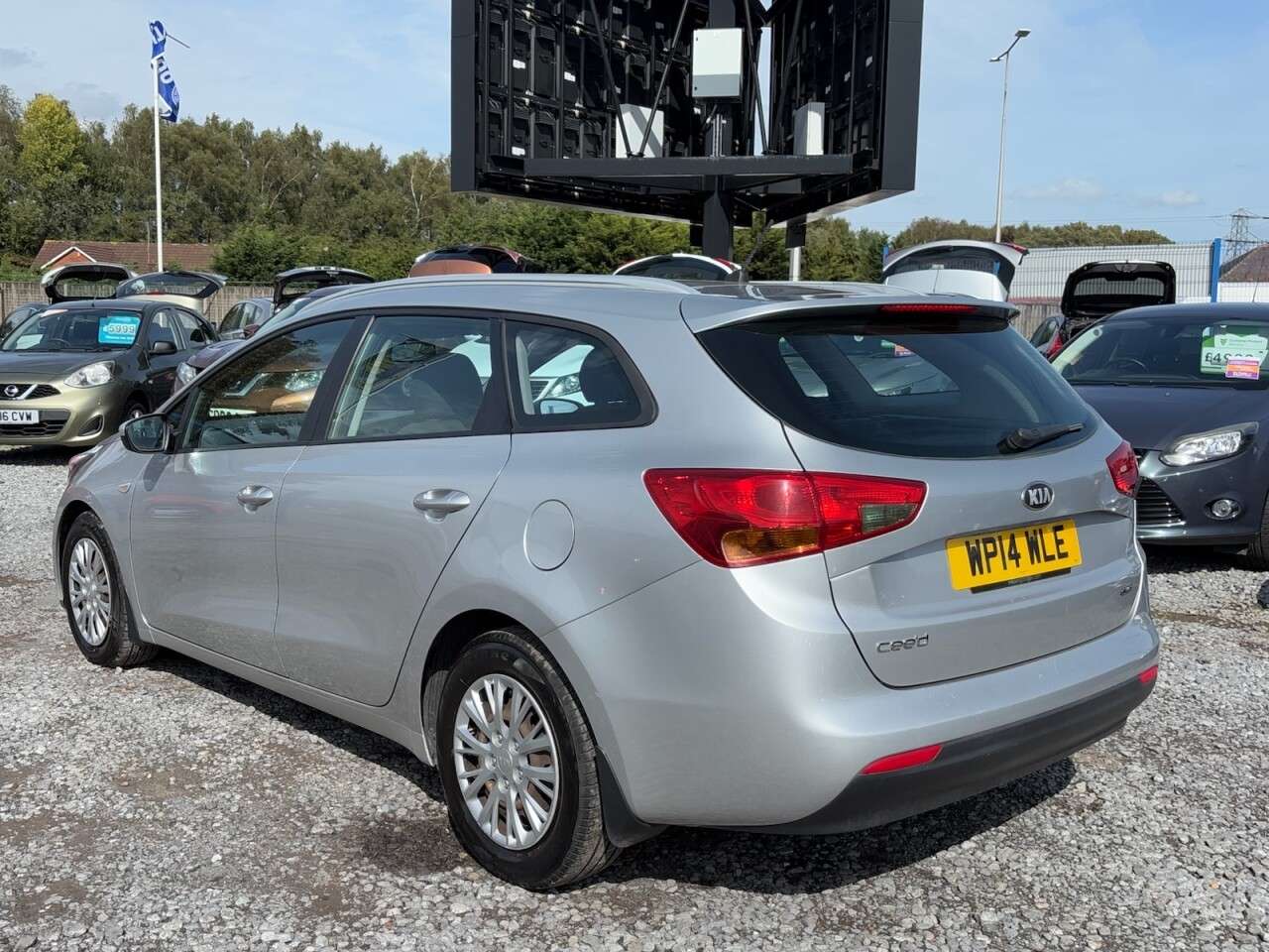 2014 KIA CEED 2014 KIA CEED