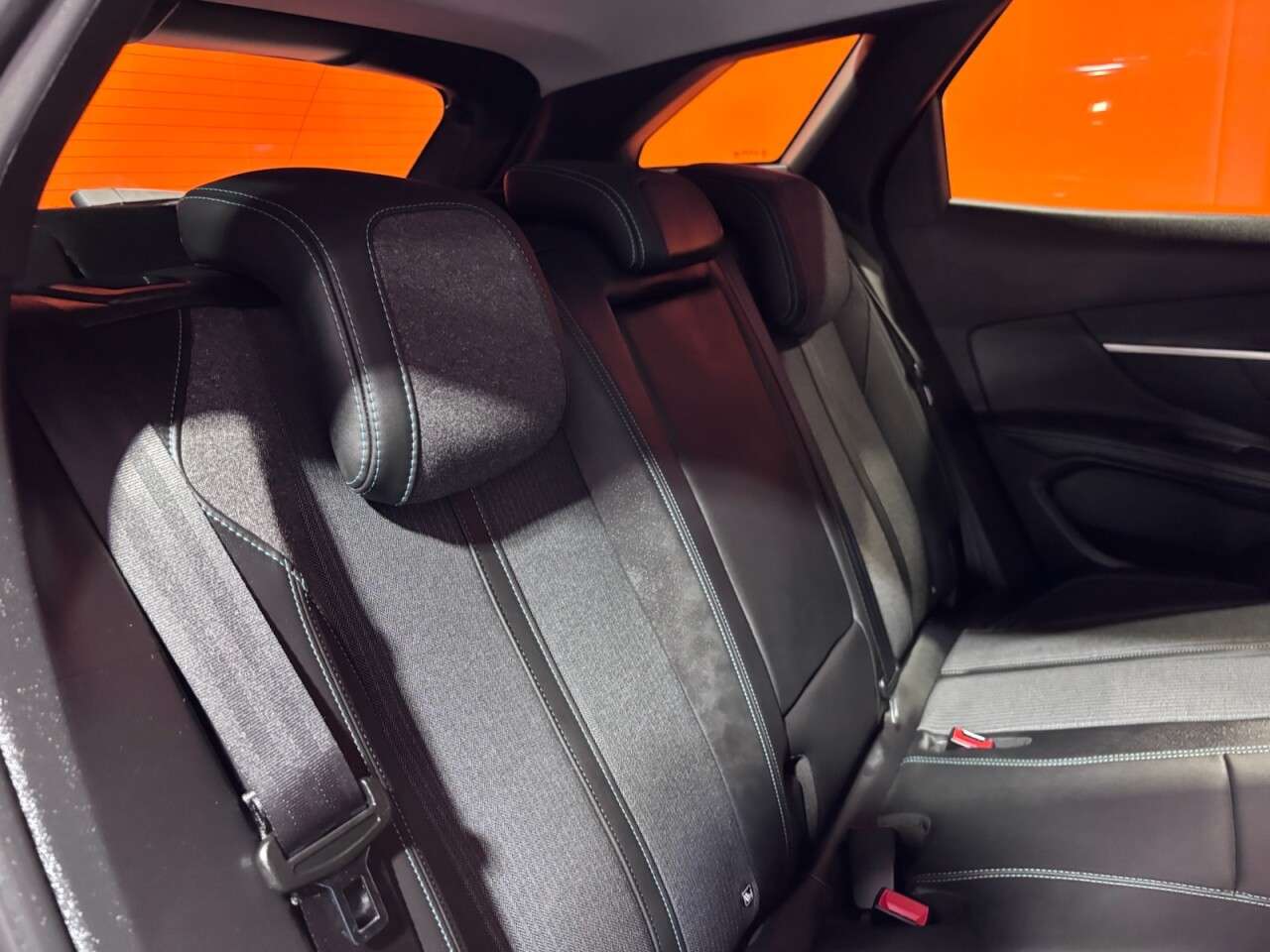 2021 PEUGEOT 3008 2021 PEUGEOT 3008