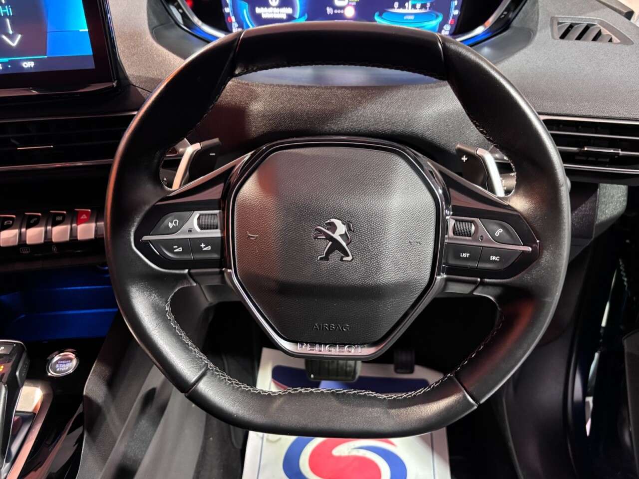 2021 PEUGEOT 3008 2021 PEUGEOT 3008