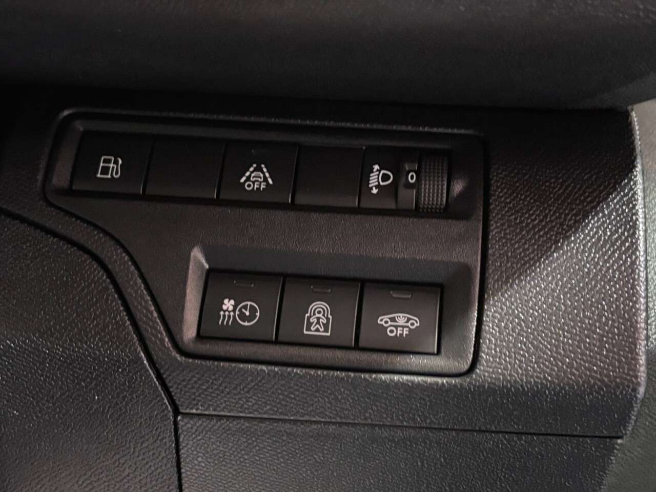 2021 PEUGEOT 3008 2021 PEUGEOT 3008