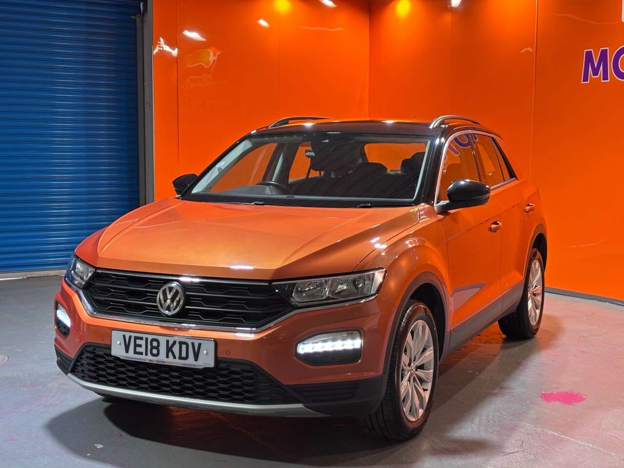 A 2018 VOLKSWAGEN T-ROC 1.5 TSI EVO SE SUV 5dr Petrol Manual Euro 6 (s/s) (150 ps) Visit Over 400 C A 2018 VOLKSWAGEN T-ROC 1.5 TSI EVO SE SUV 5dr Petrol Manual Euro 6 (s/s) (150 ps) Visit Over 400 C
