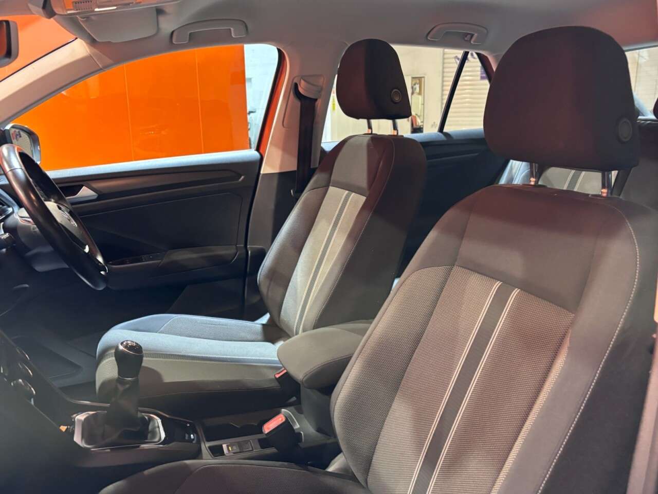 2018 VOLKSWAGEN T-ROC 2018 VOLKSWAGEN T-ROC