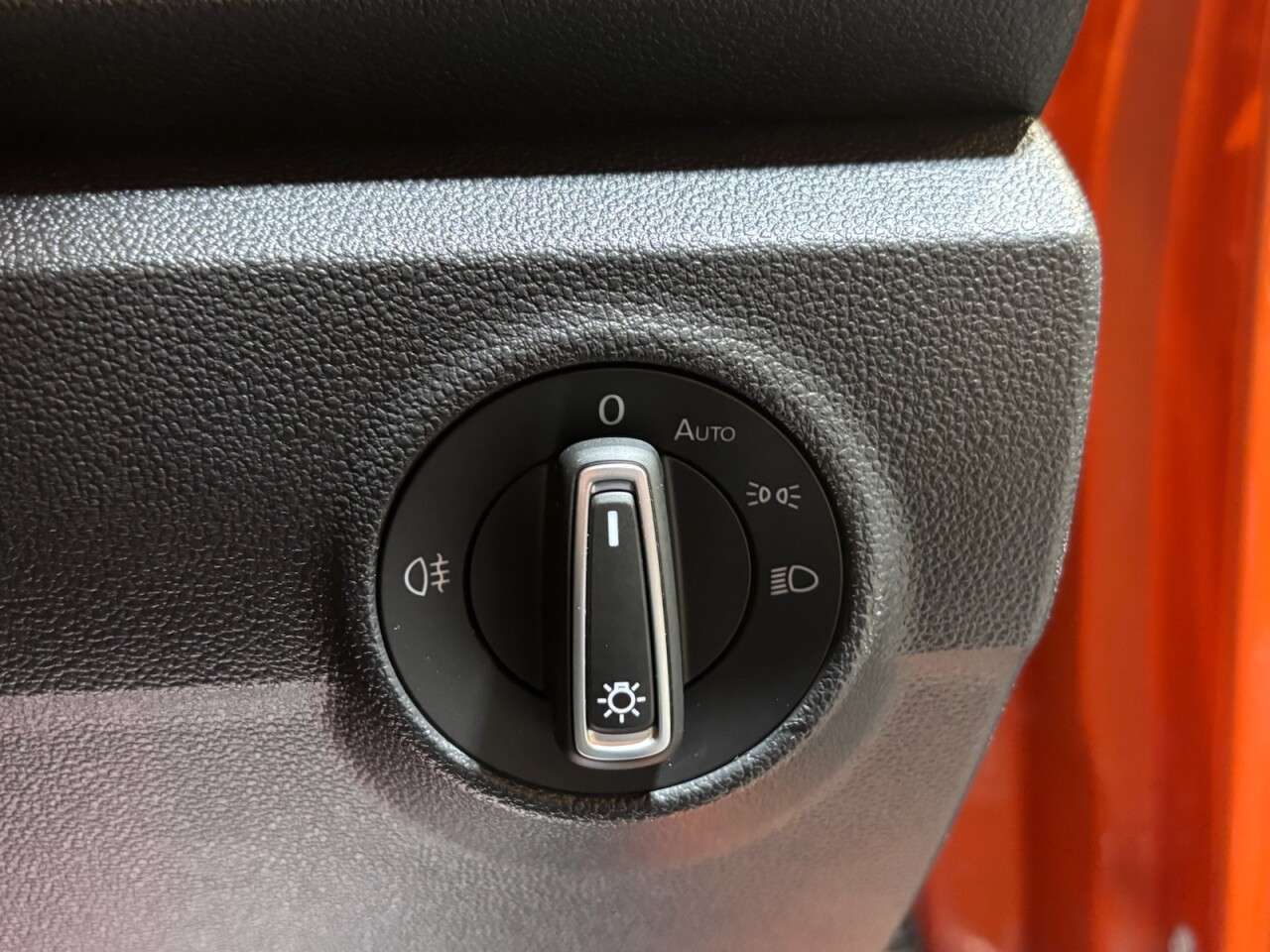 2018 VOLKSWAGEN T-ROC 2018 VOLKSWAGEN T-ROC