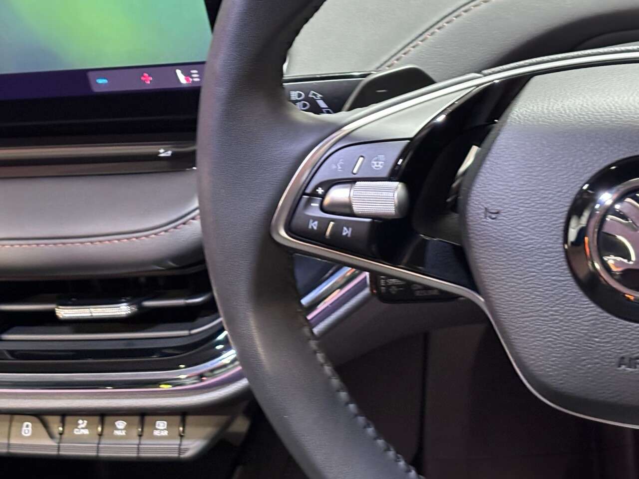 2025 SKODA ENYAQ 2025 SKODA ENYAQ