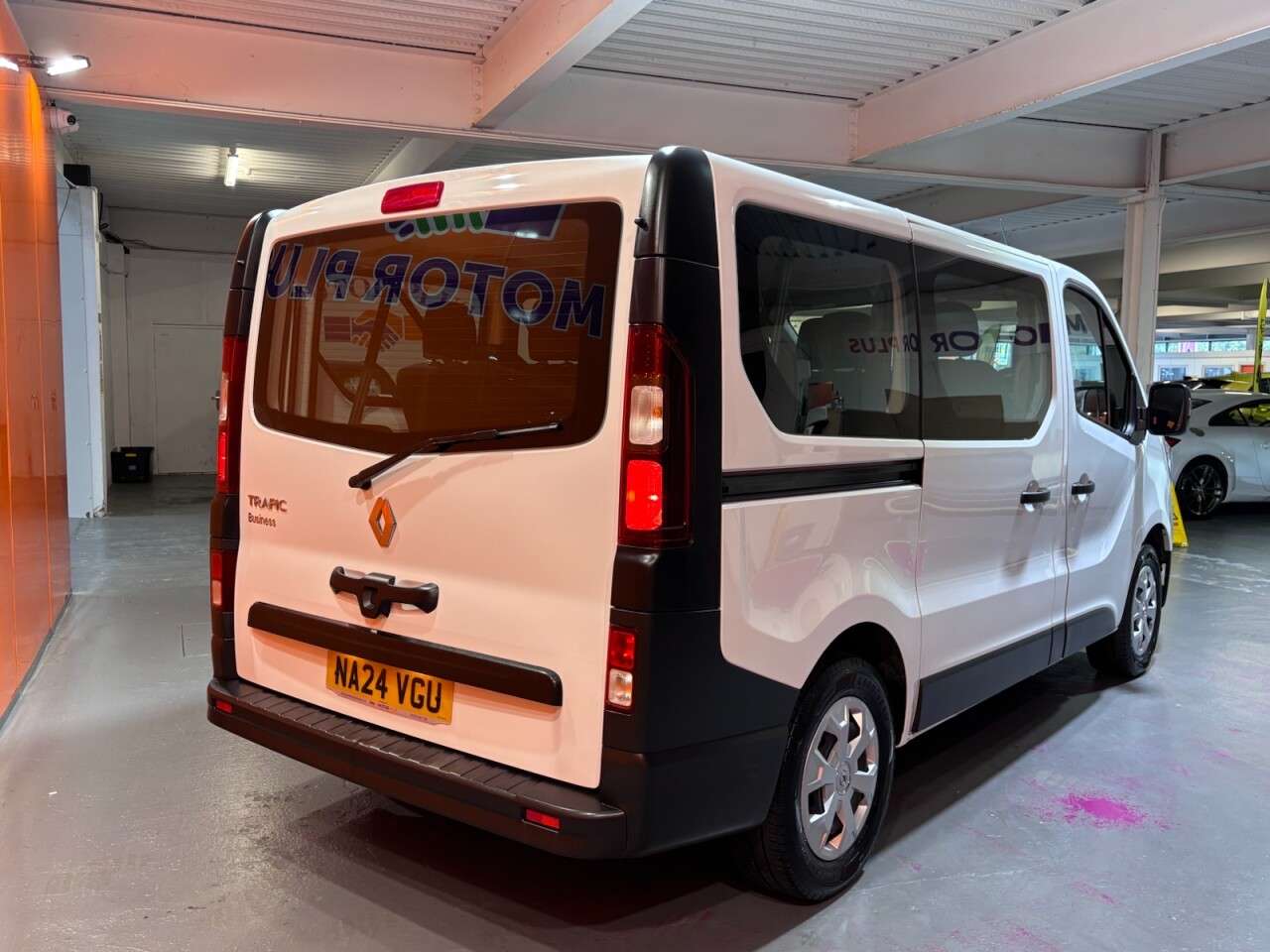 2024 RENAULT TRAFIC 2024 RENAULT TRAFIC