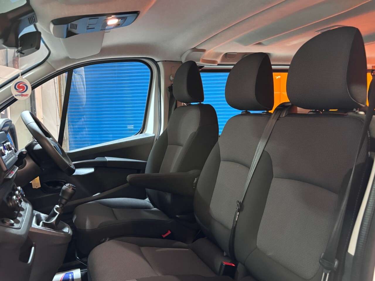 2024 RENAULT TRAFIC 2024 RENAULT TRAFIC